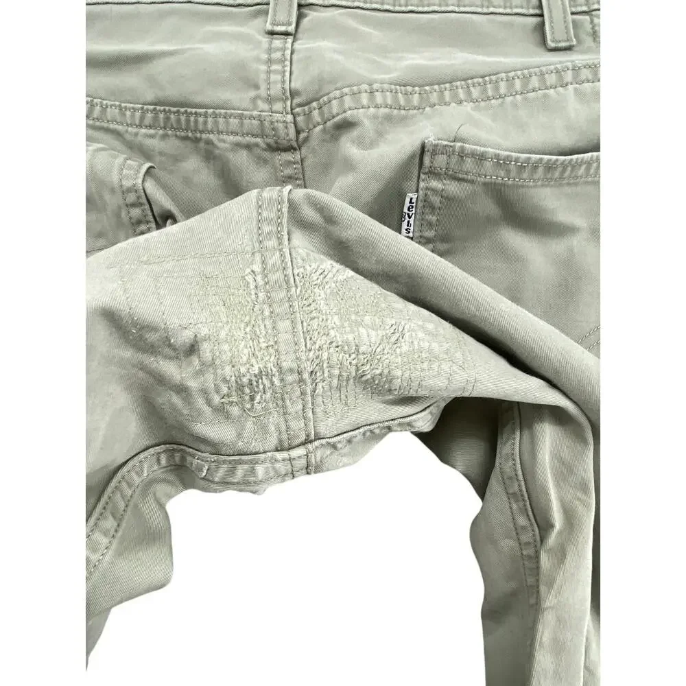 Levi’s Men’s Sage Green Chino Pants Straight Leg Casual Cotton 38x32
